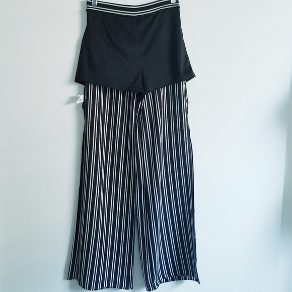 NEW RENVY Black and White Stripes with Side-Slit Wide Leg Pants NWOT - Picture 9 of 16